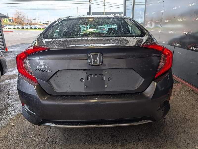 Honda Civic 2020 - Image 9