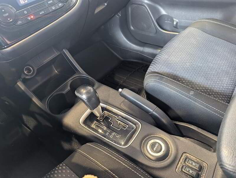 Mitsubishi Outlander 2016 - Image 22