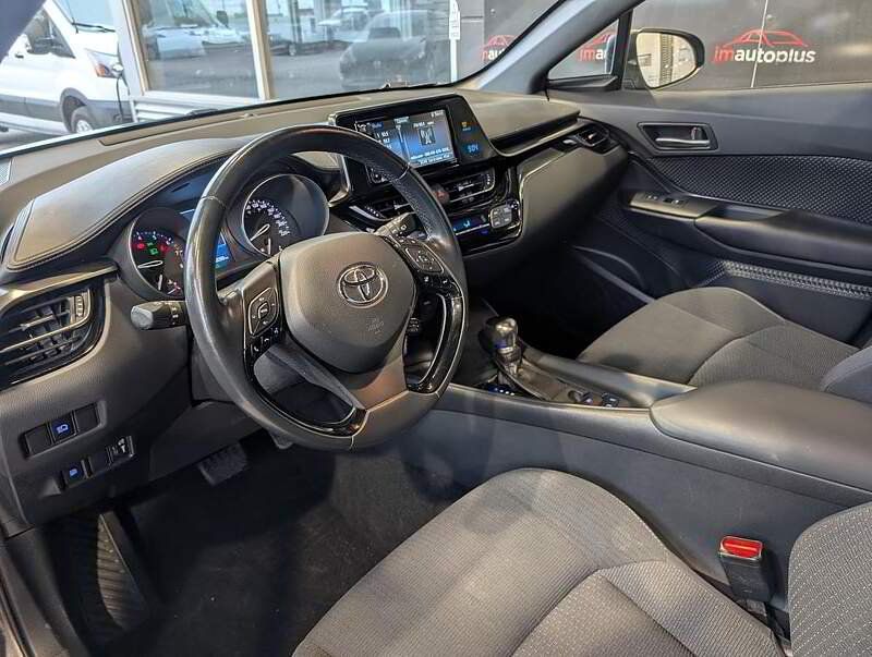 Toyota C HR 2018 - Image 13
