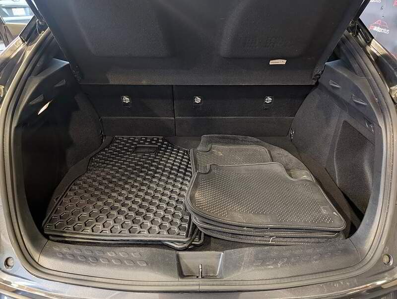 Toyota C HR 2018 - Image 26