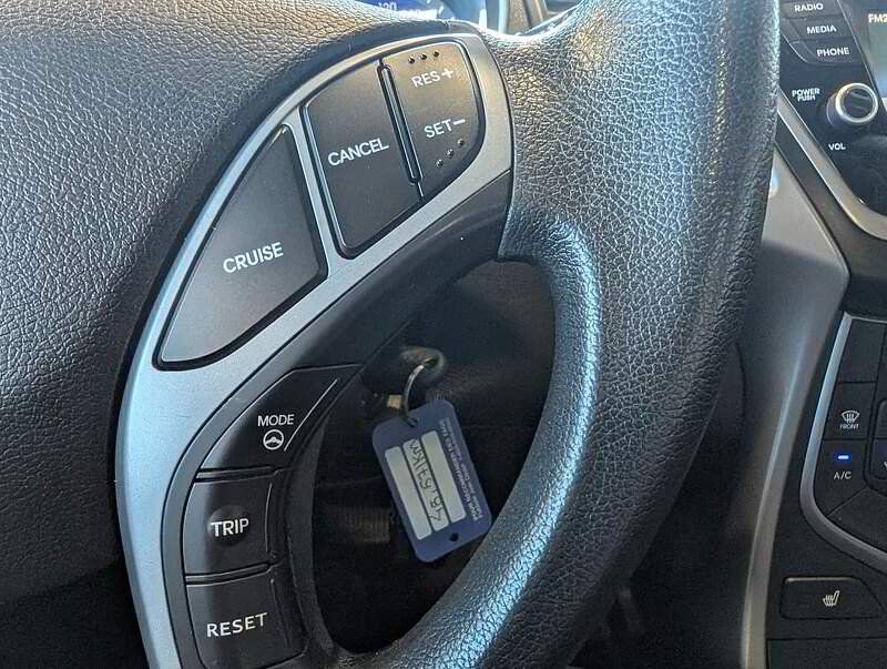 Hyundai Elantra 2016 - Image 19