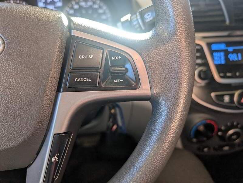 Hyundai Accent 2017 - Image 19
