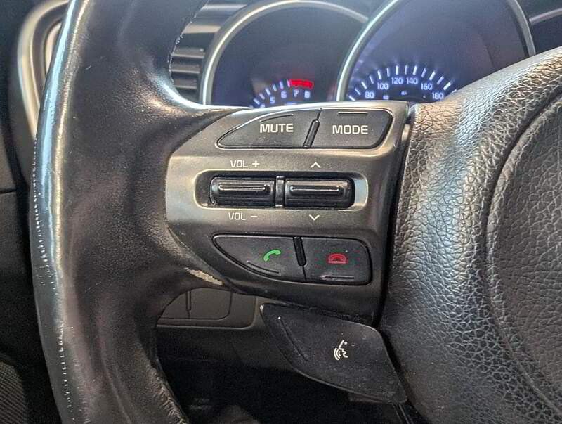 Kia Optima 2015 - Image 18
