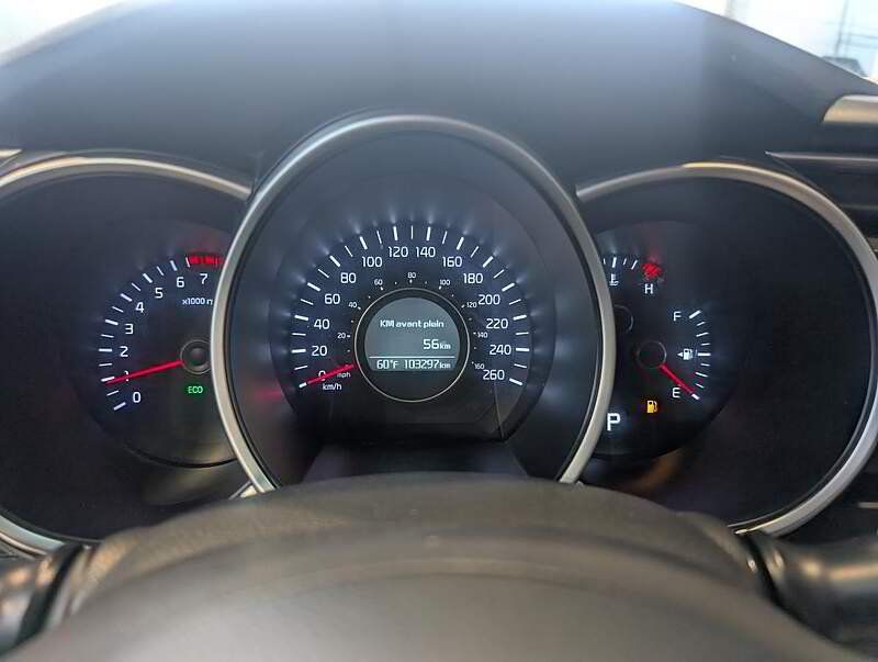 Kia Optima 2015 - Image 20