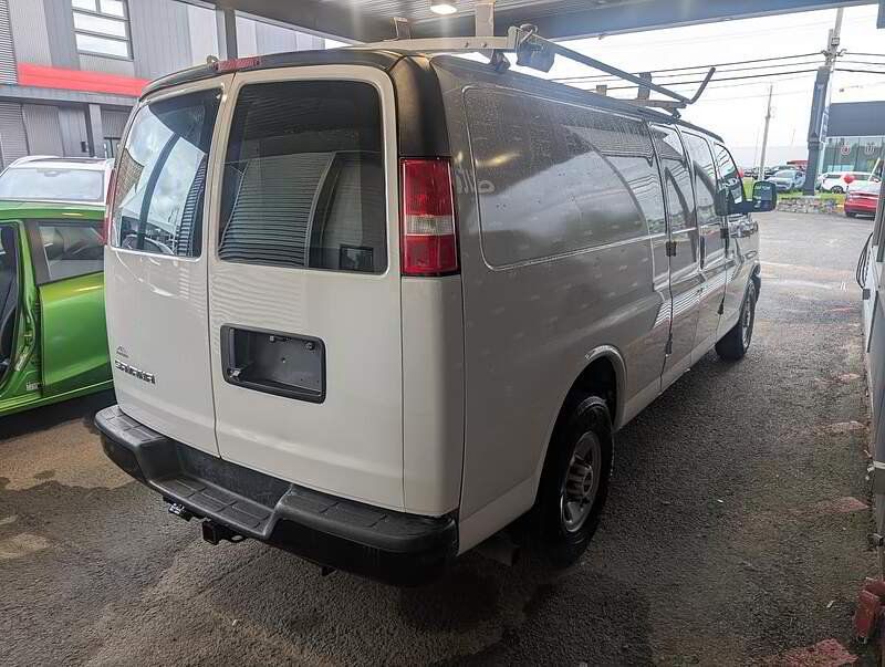 GMC Savana 2020 - Image 7
