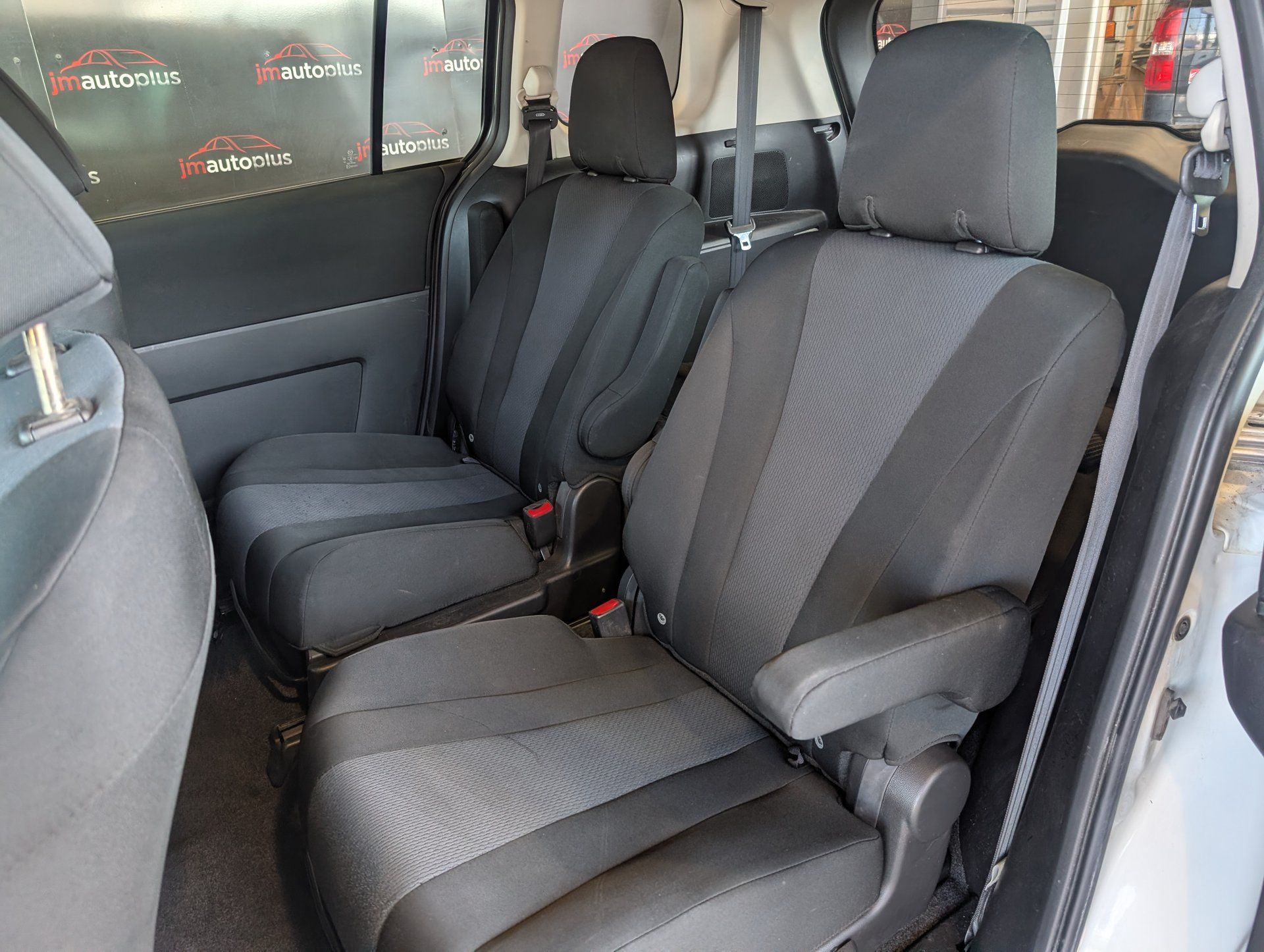 Mazda Mazda5 2014 - Image 17