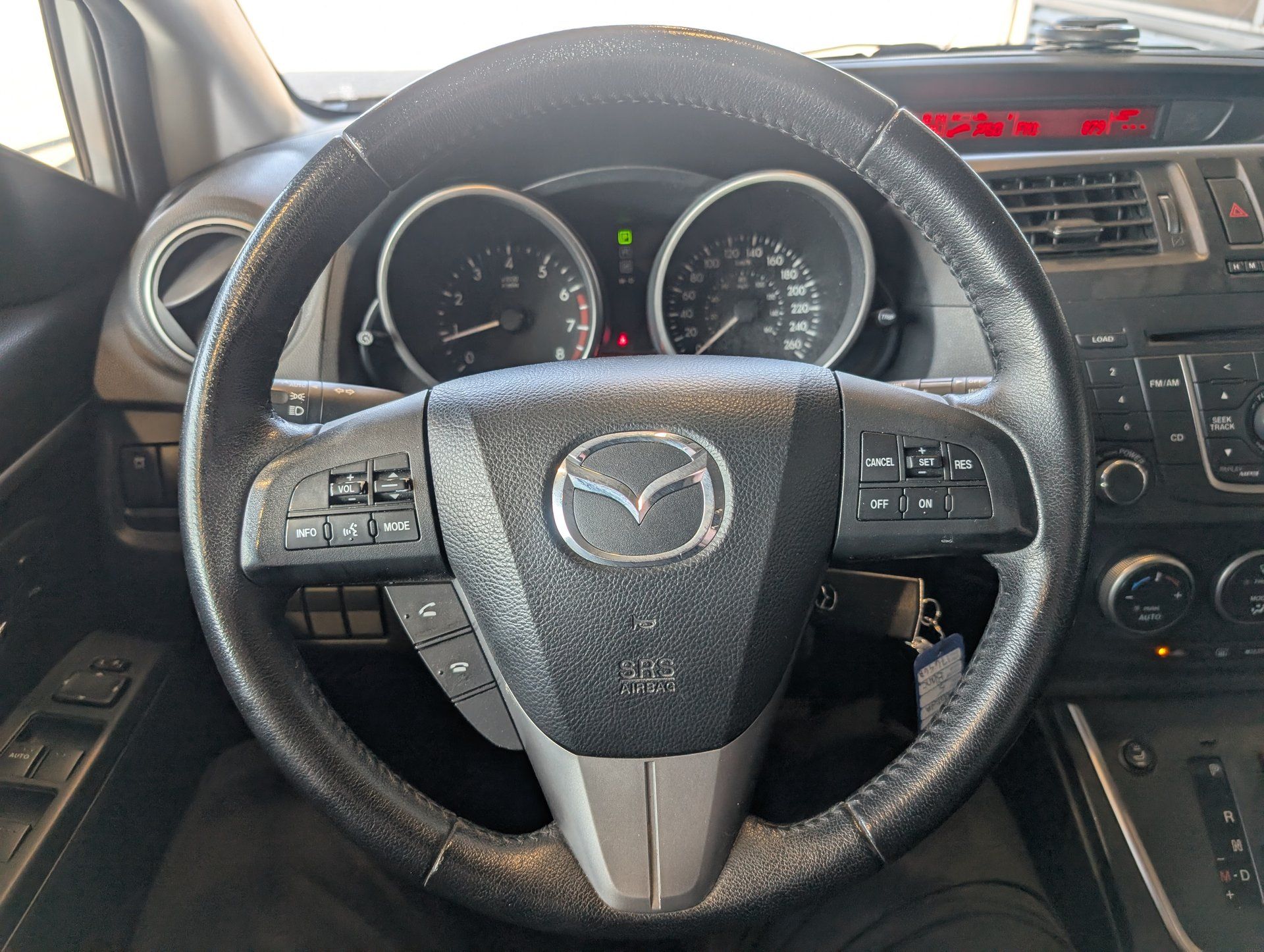 Mazda Mazda5 2014 - Image 10