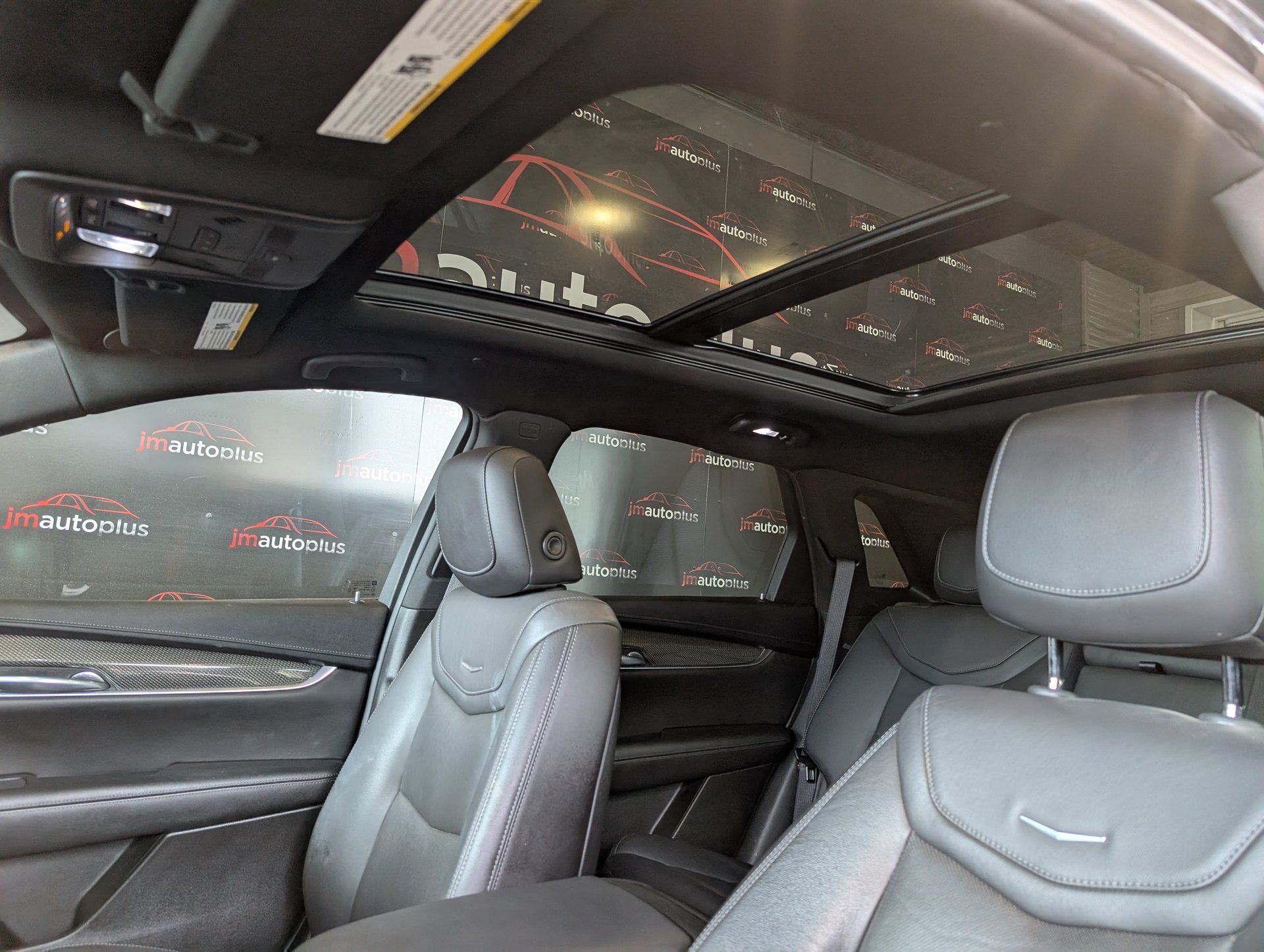 Cadillac XT5 2020 - Image 15