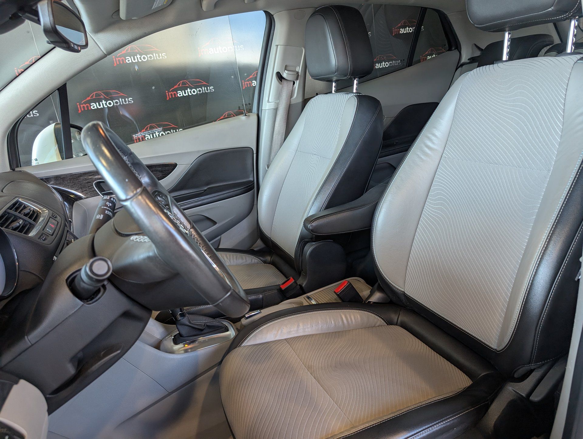 Buick Encore 2014 - Image 14
