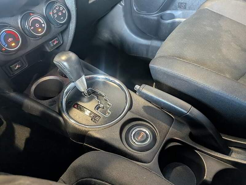 Mitsubishi RVR 2015 - Image 22