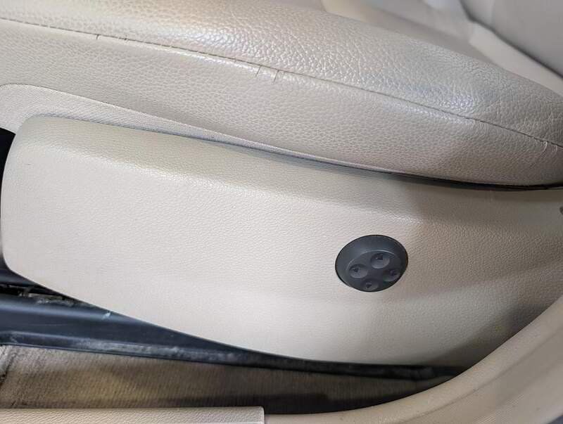 Mercedes-Benz GLK 350 2012 - Image 17