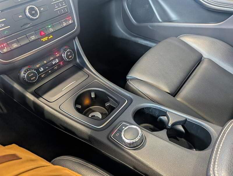 Mercedes-Benz GLA 2017 - Image 28