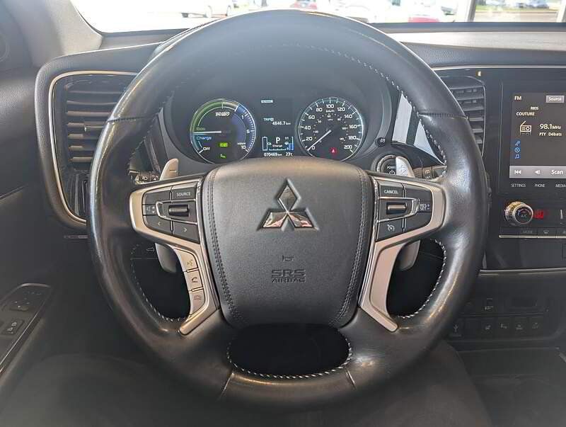Mitsubishi Outlander PHEV 2022 - Image 19