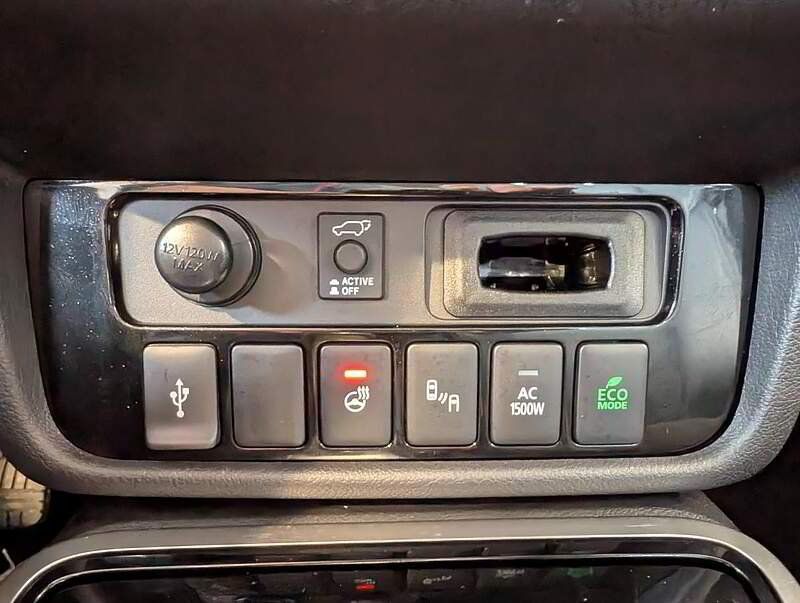 Mitsubishi Outlander PHEV 2022 - Image 26