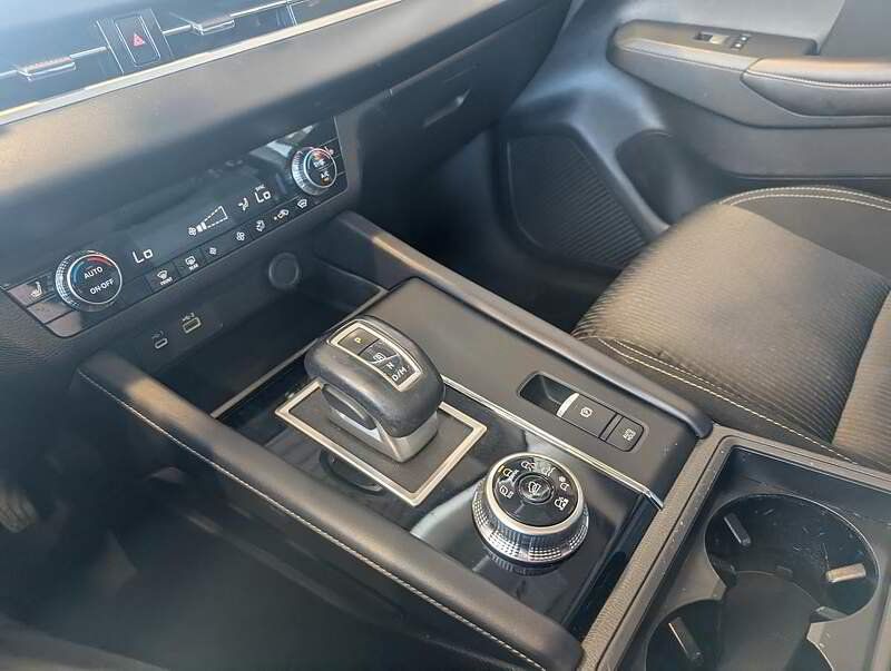 Mitsubishi Outlander 2023 - Image 25