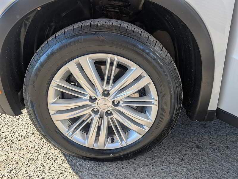 Mitsubishi Outlander 2023 - Image 28
