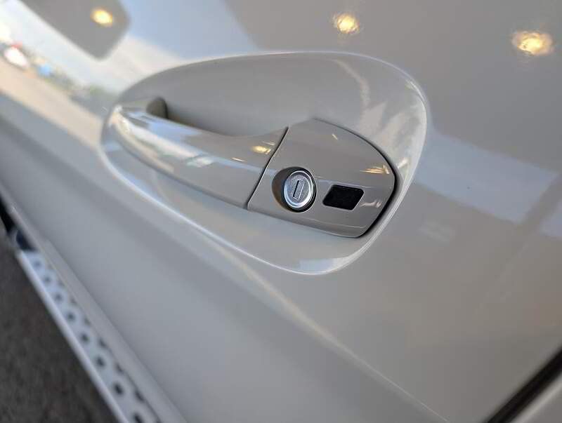 Mercedes-Benz GLK 350 2010 - Image 13