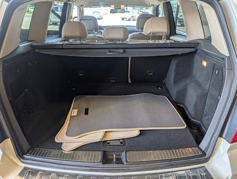 Mercedes-Benz GLK 350 2010 - Image 28