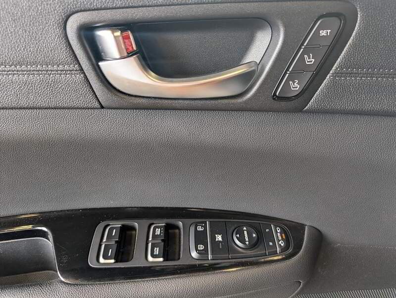 Kia Optima 2018 - Image 18