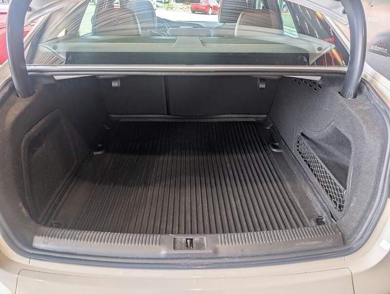 Audi A4 2016 - Image 29