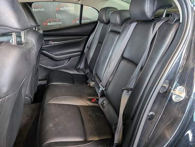 Mazda Mazda3 2019 - Image 28