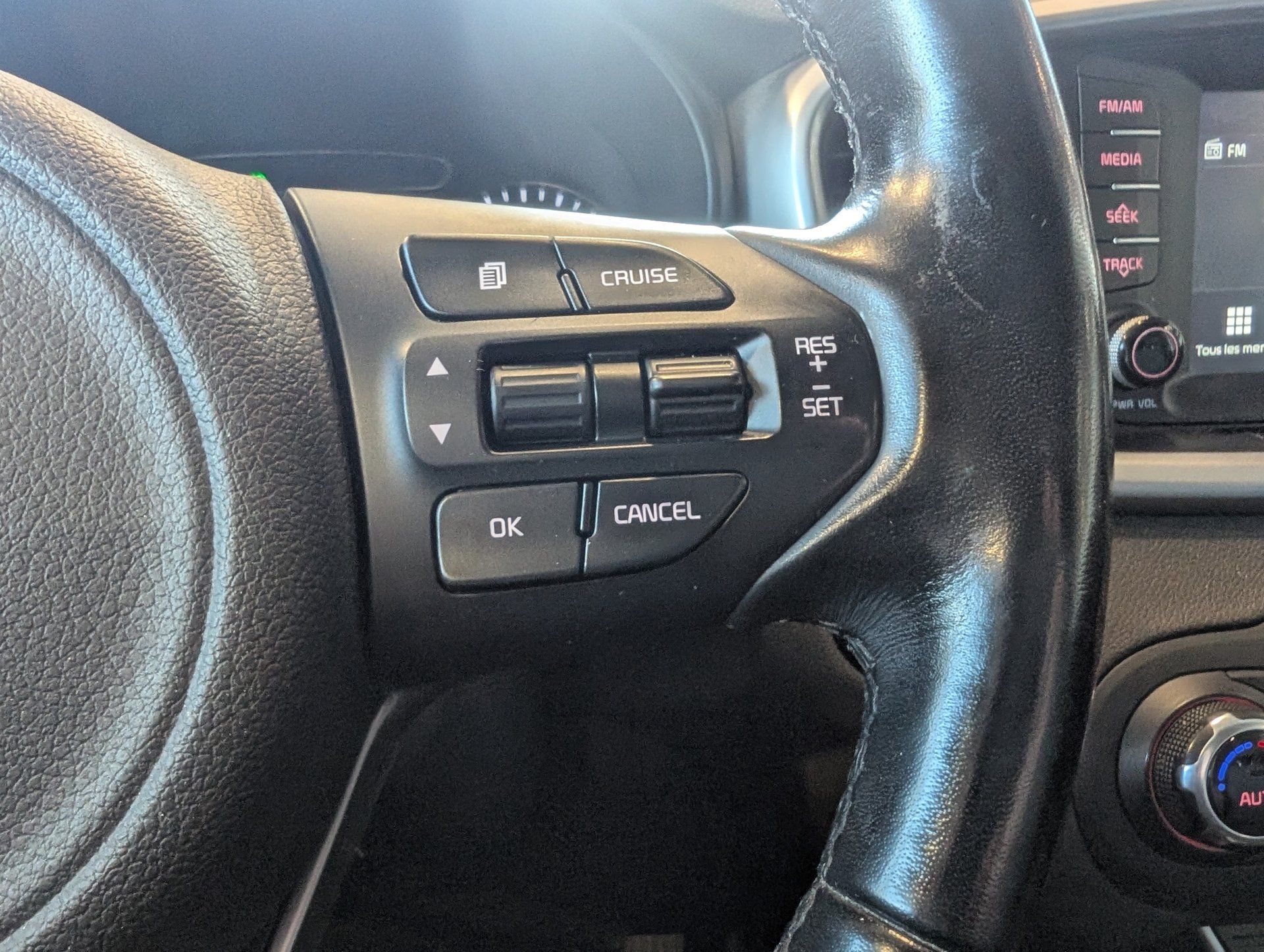 Kia Sorento 2017 - Image 20