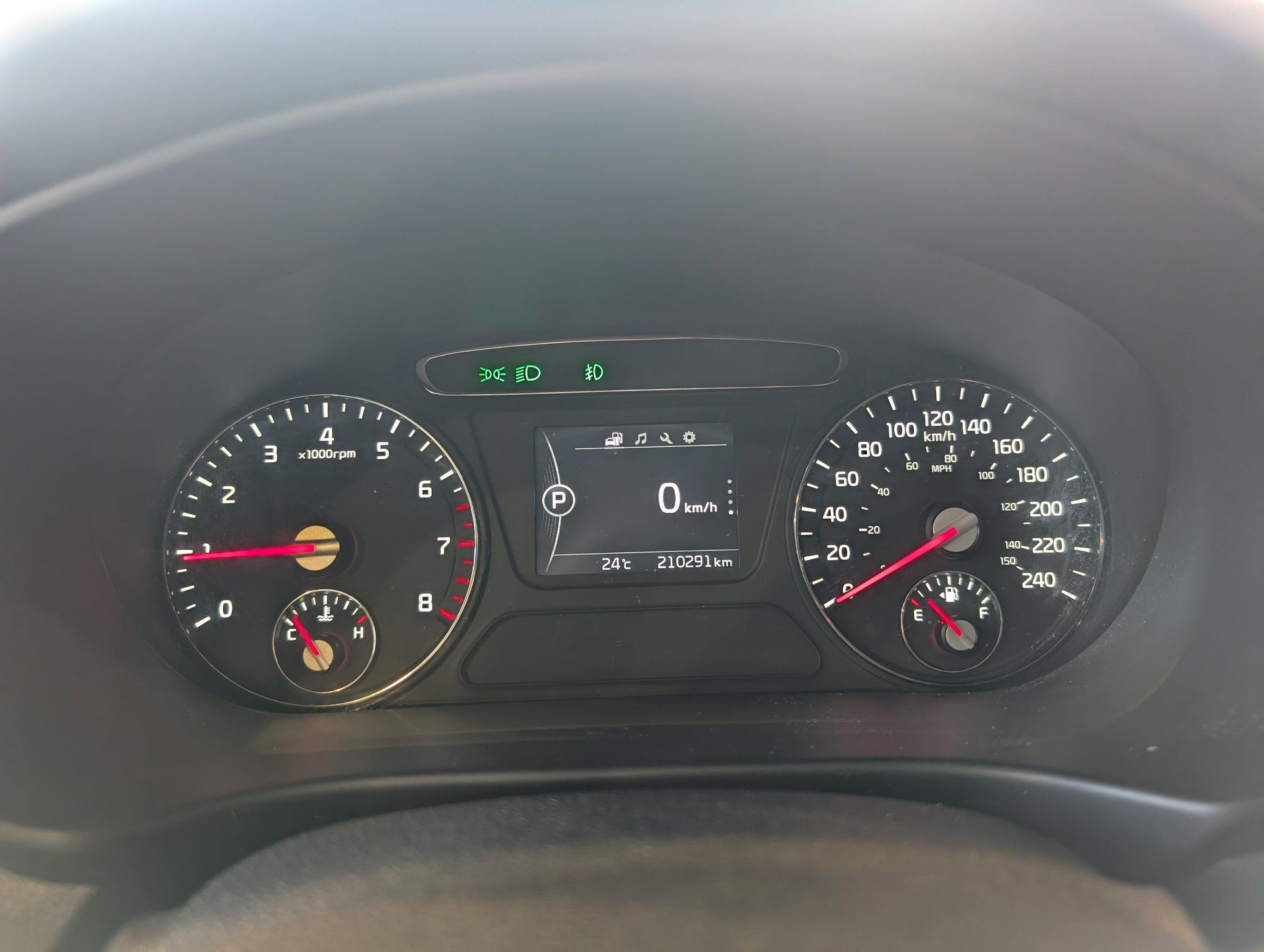 Kia Sorento 2017 - Image 21