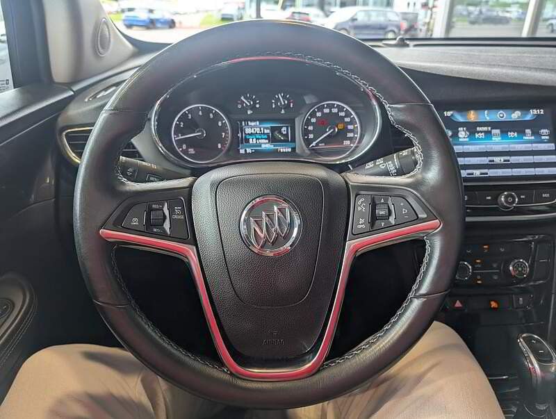 Buick Encore 2017 - Image 18