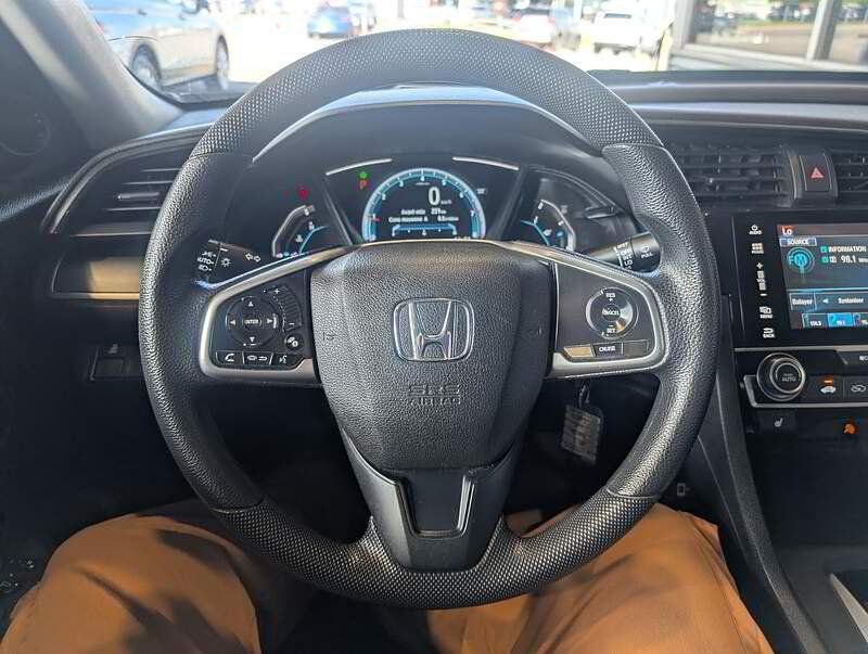 Honda Civic 2017 - Image 16