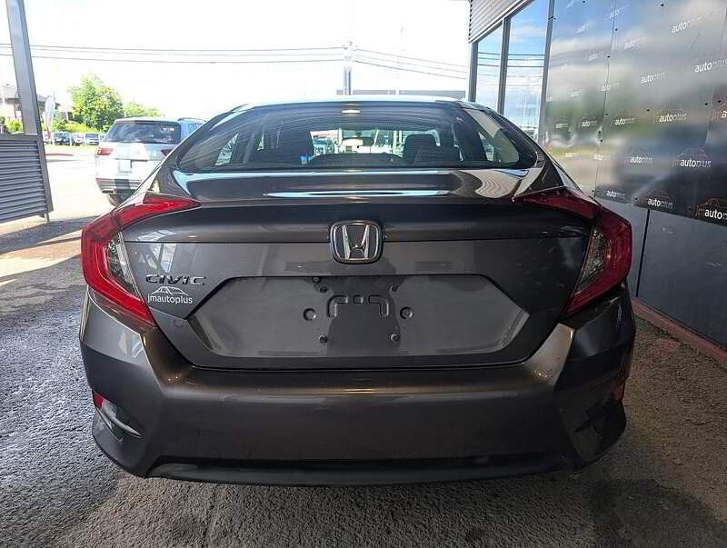 Honda Civic 2017 - Image 9