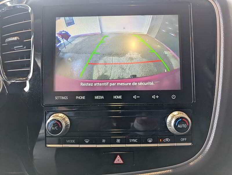 Mitsubishi Outlander 2020 - Image 25