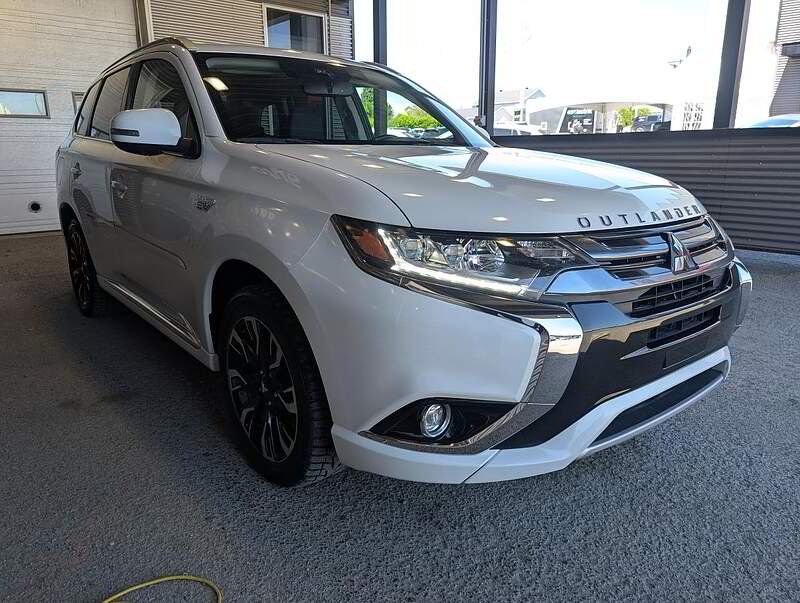 Mitsubishi Outlander PHEV 2018 - Image 5