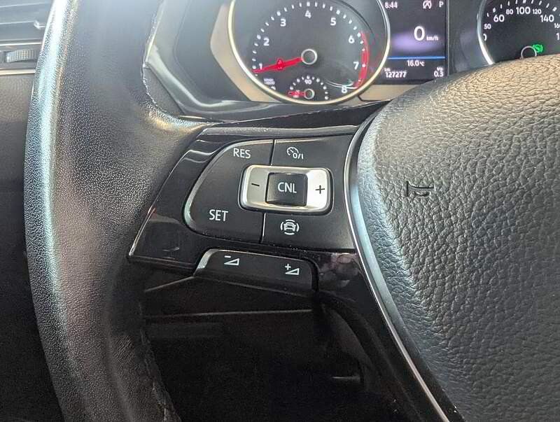 Volkswagen Tiguan 2019 - Image 19