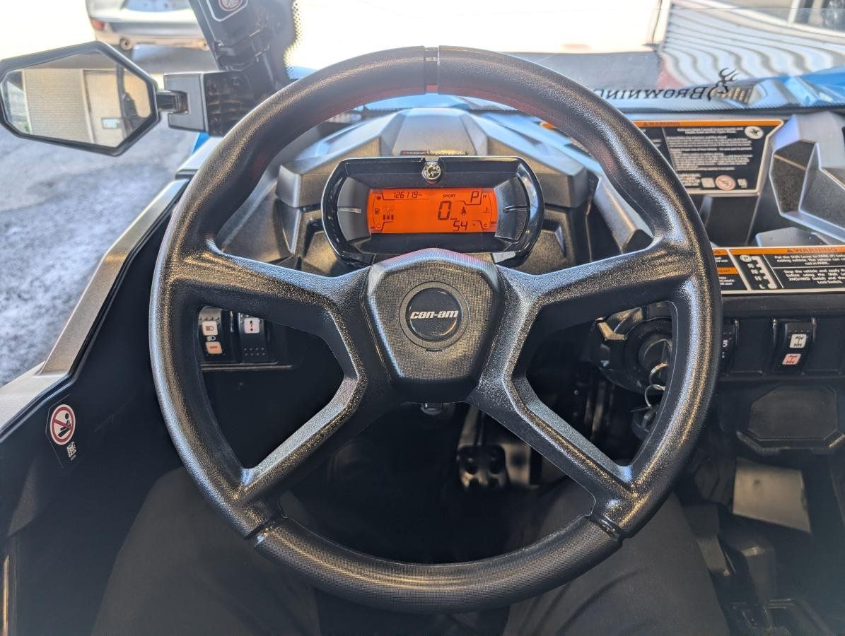 Can Am maverick 1000R 2022 - Image 12