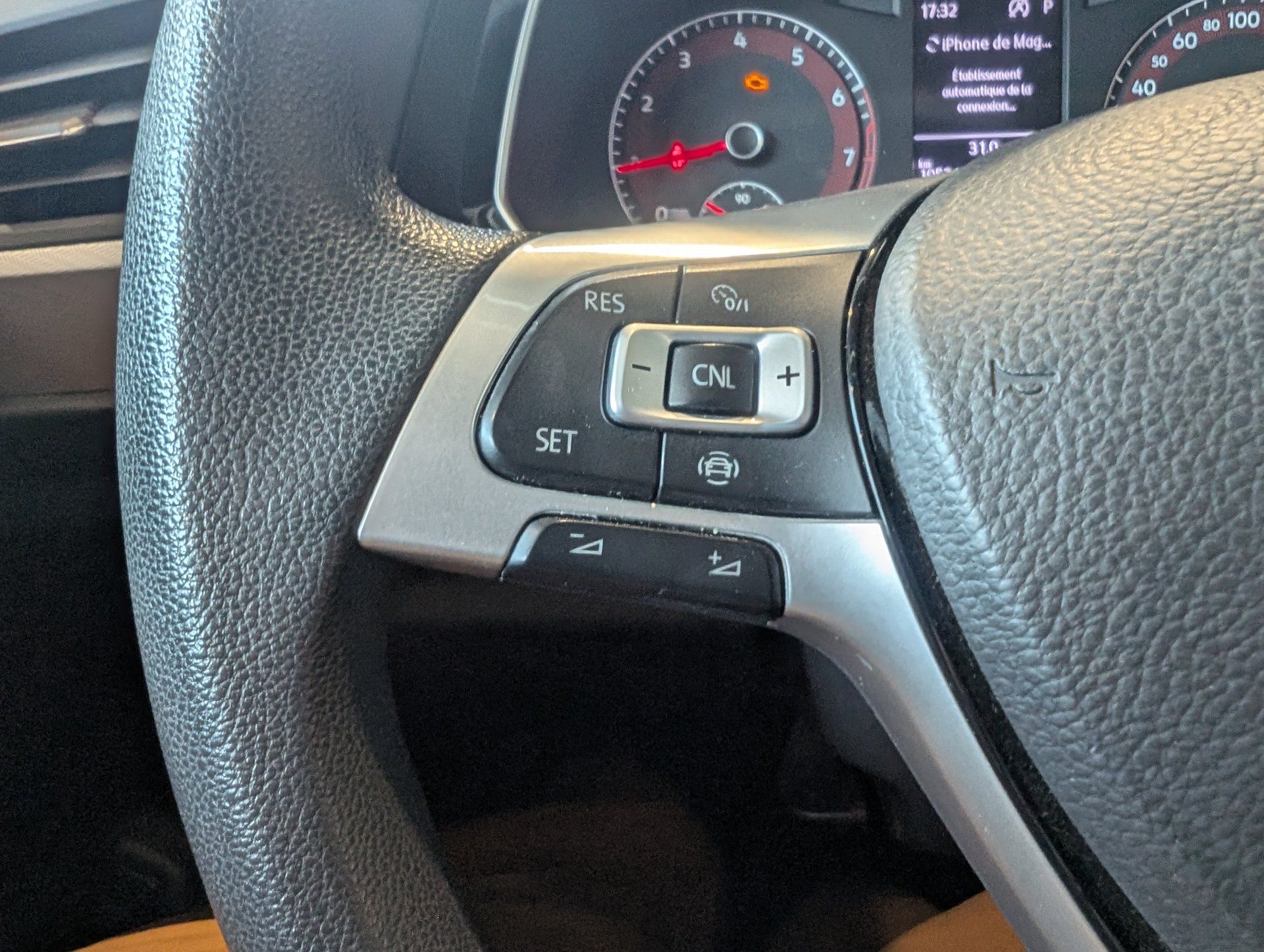Volkswagen Jetta 2019 - Image 18