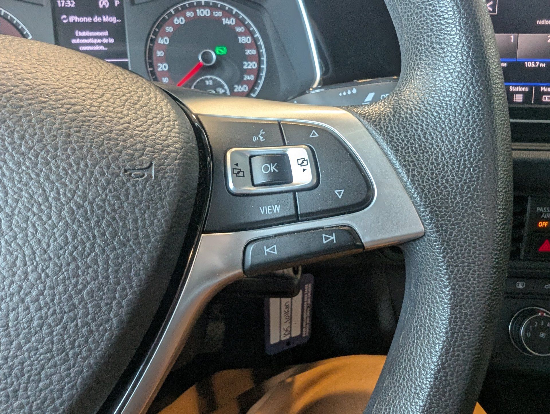Volkswagen Jetta 2019 - Image 19