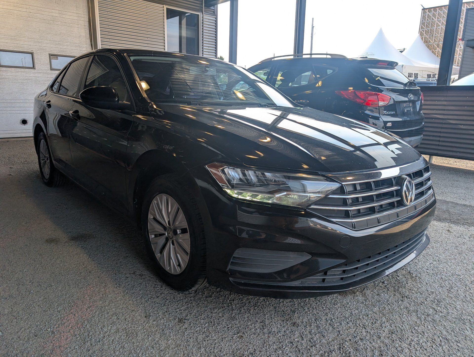 Volkswagen Jetta 2019 - Image 5
