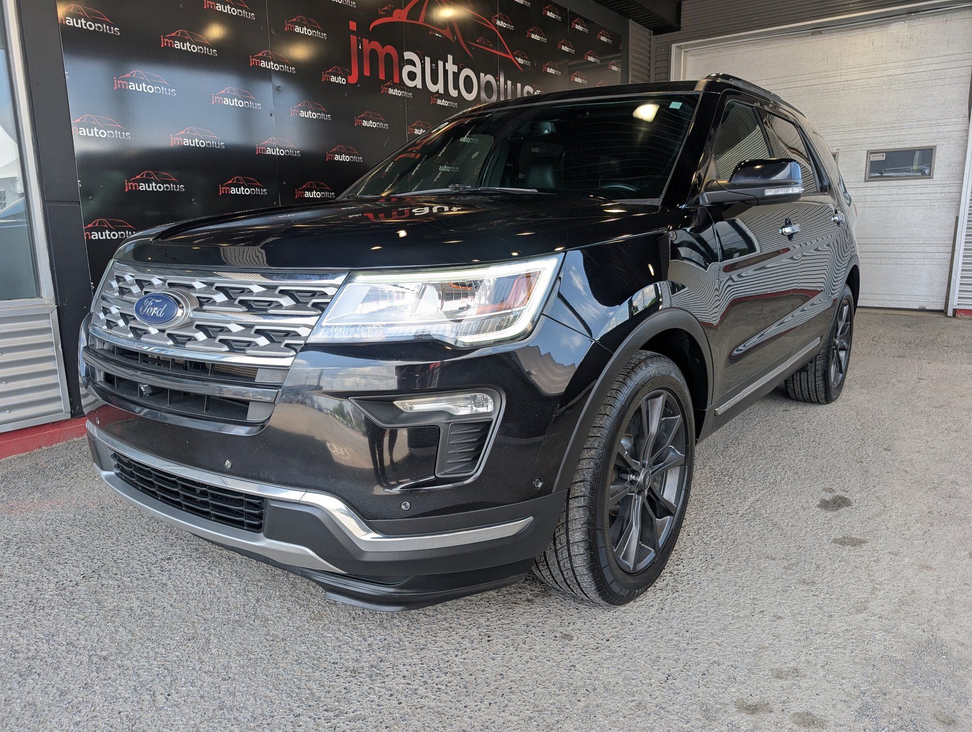 Ford Explorer 2019 - Image 1