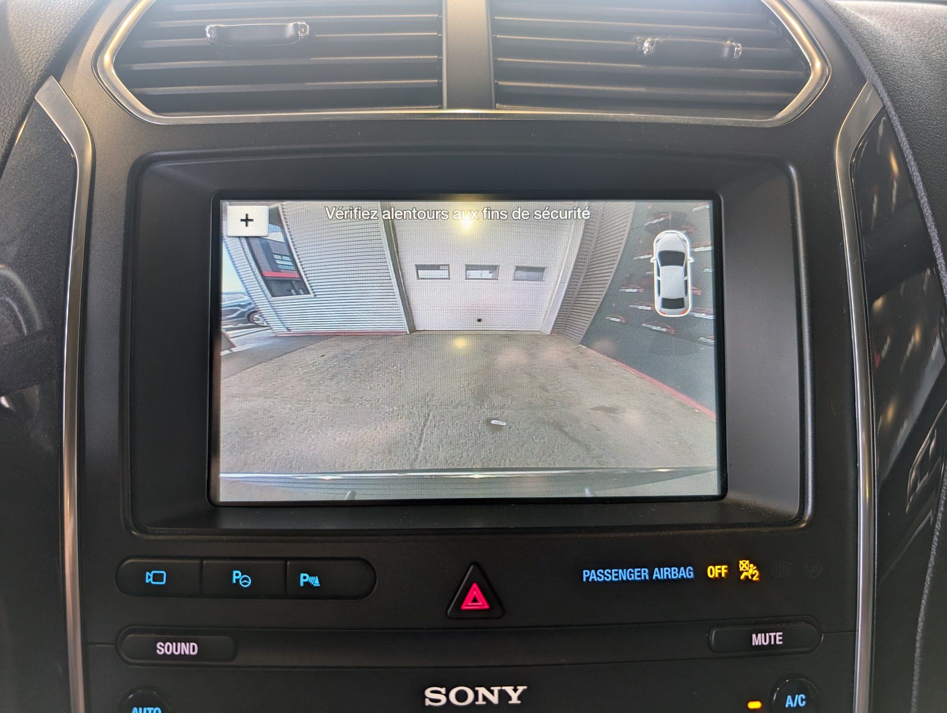 Ford Explorer 2019 - Image 25