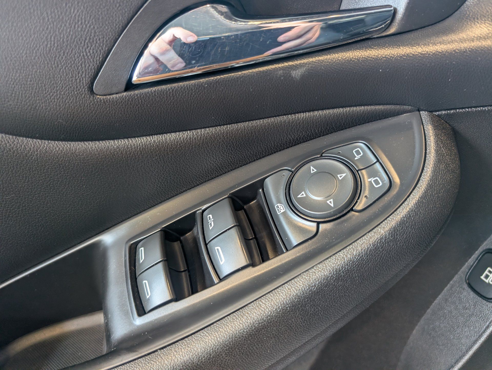 Chevrolet Volt 2019 - Image 16