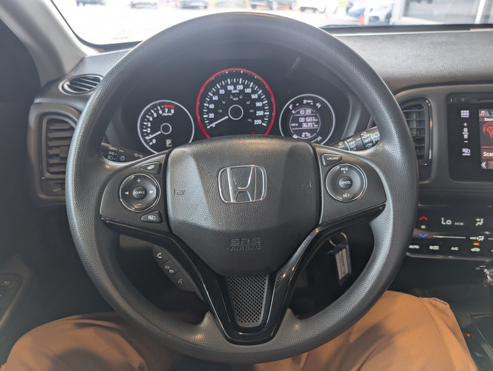 Honda HR-V 2017 - Image 16