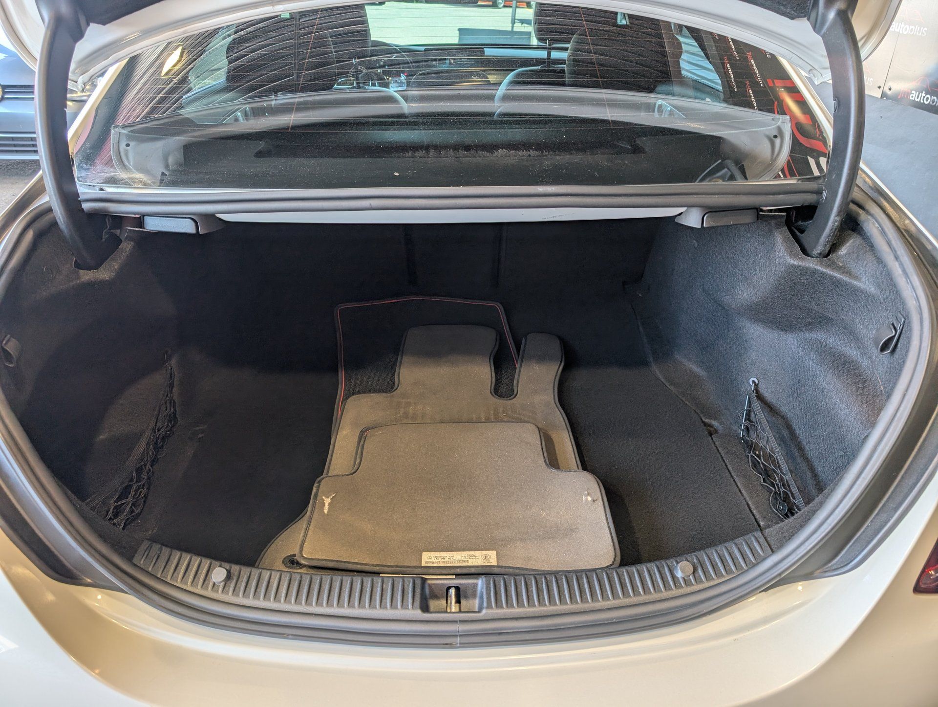 Mercedes-Benz AMG C 43 2019 - Image 30