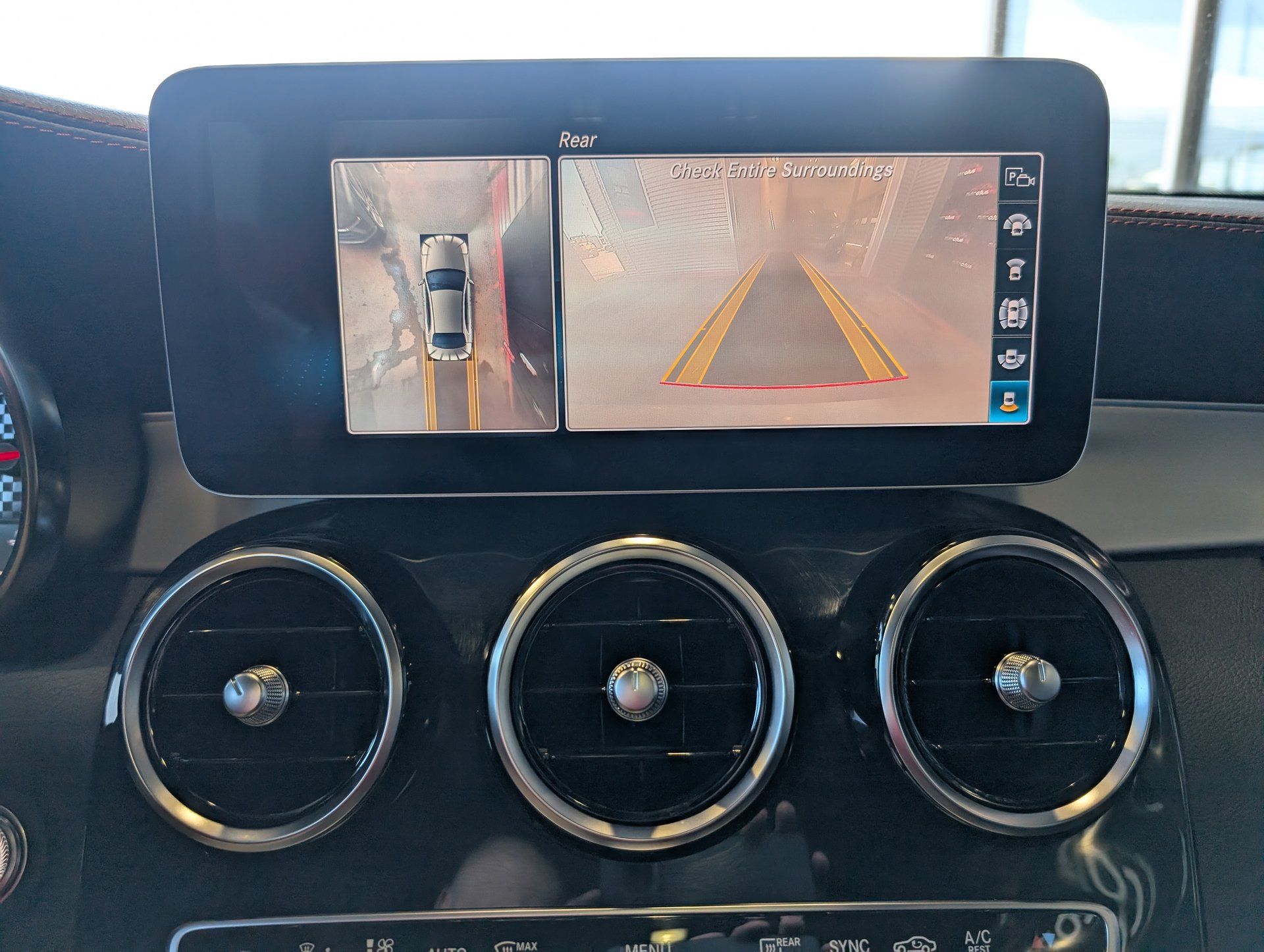 Mercedes-Benz AMG C 43 2019 - Image 25