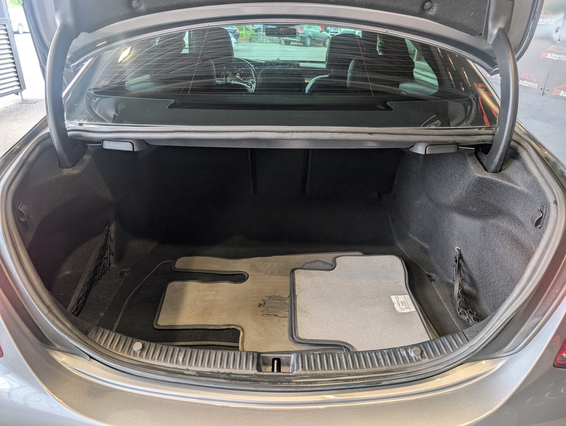 Mercedes-Benz C 300 2019 - Image 29