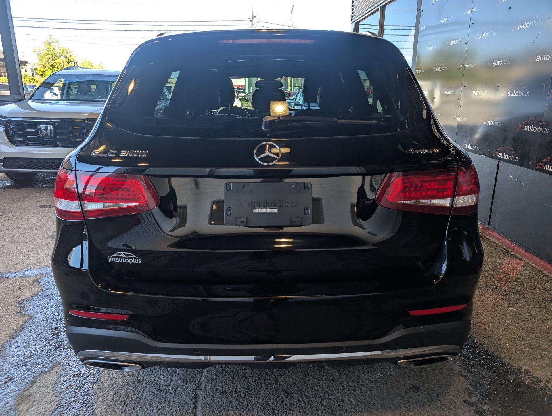 Mercedes-Benz GLC 300 2017 - Image 9