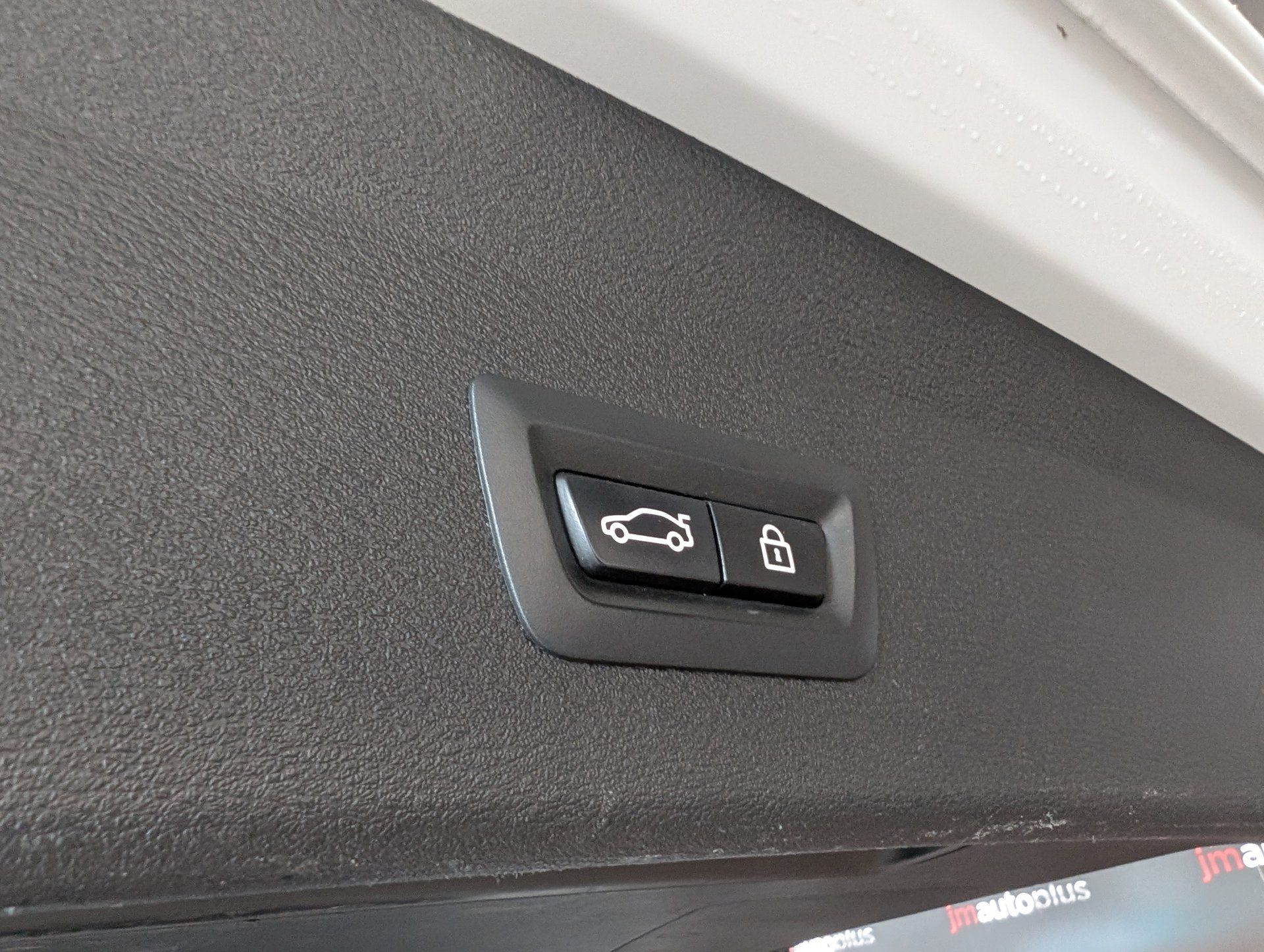BMW X1 2016 - Image 30