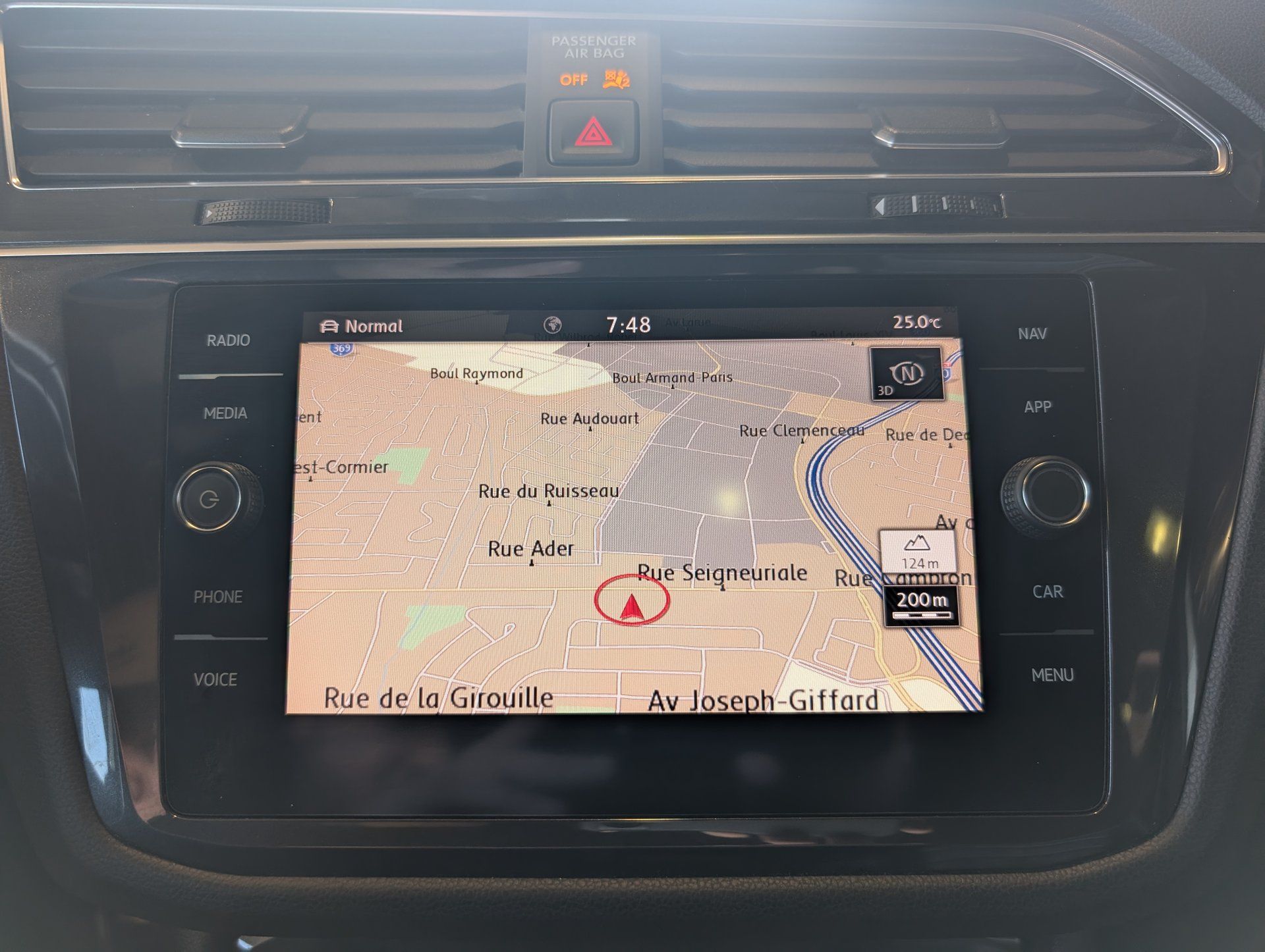 Volkswagen Tiguan 2020 - Image 24