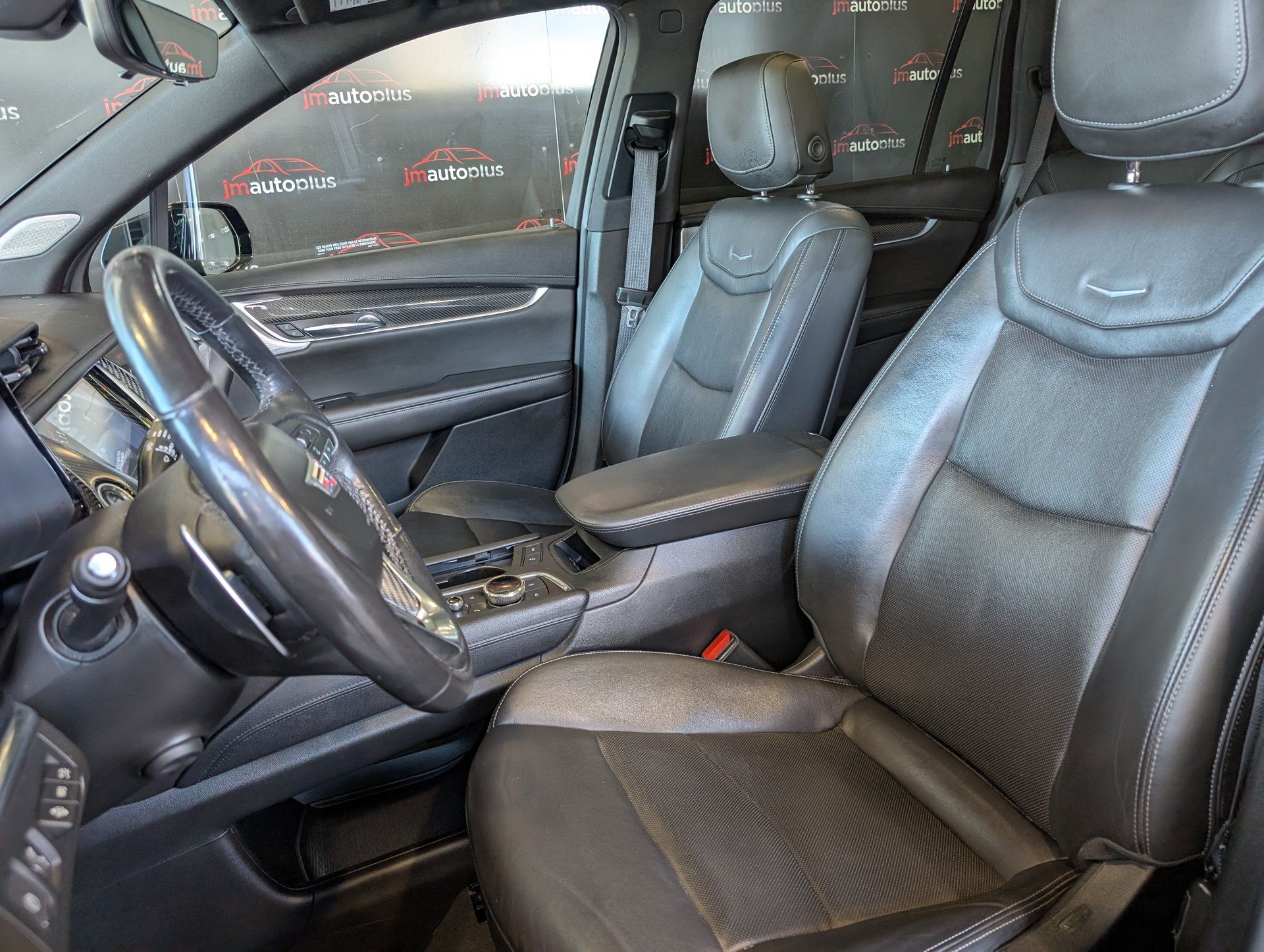 Cadillac XT6 2022 - Image 15