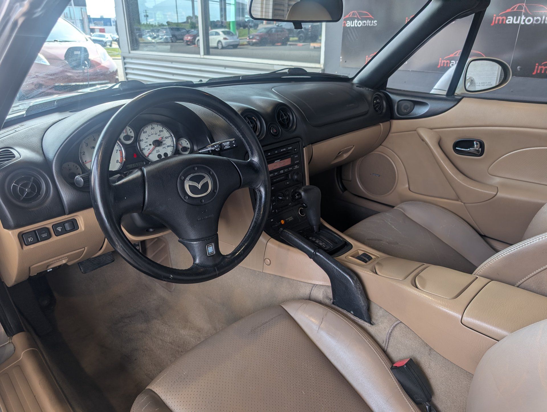 Mazda MX-5 Miata 2002 - Image 13