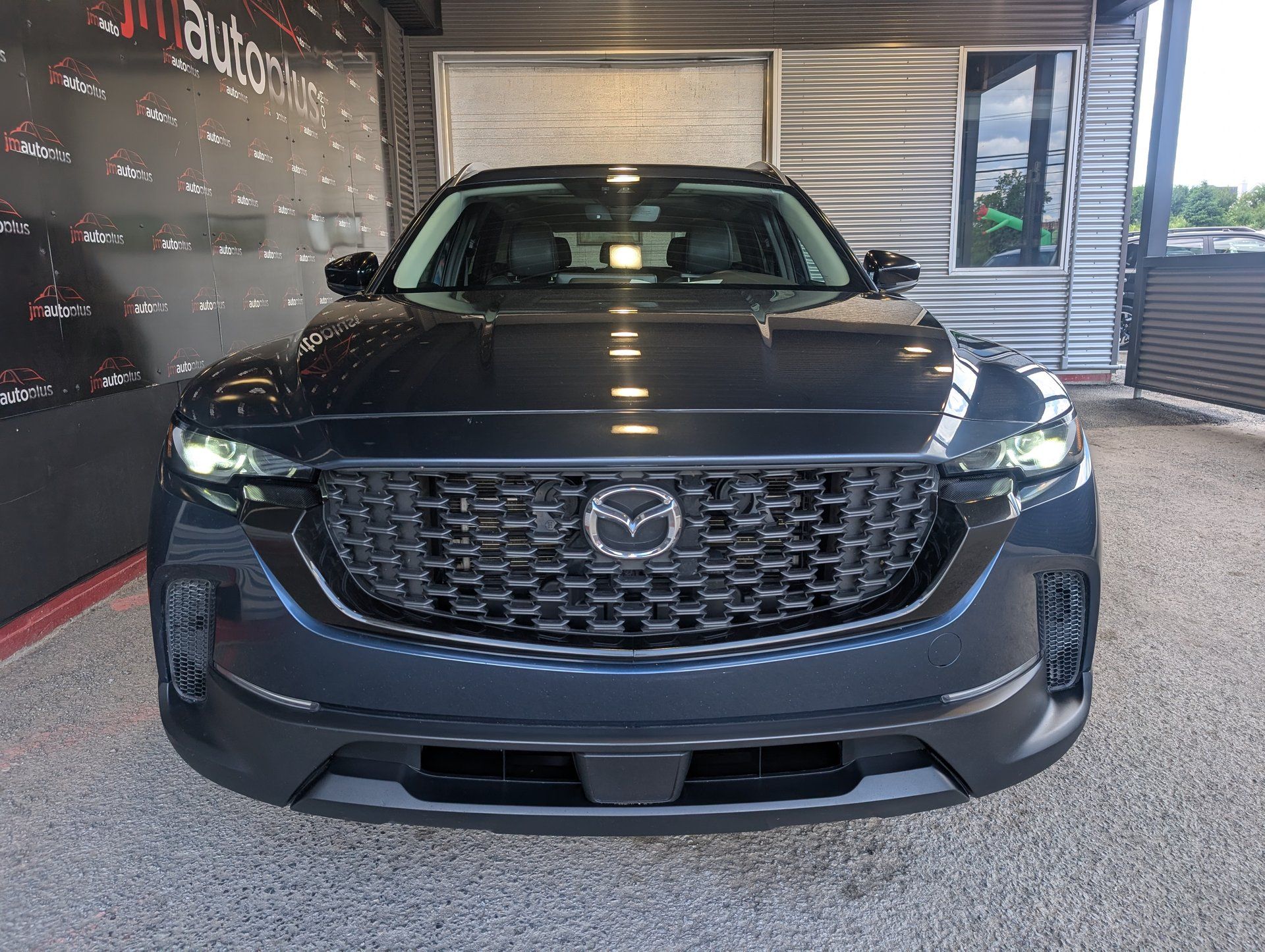 Mazda CX-50 2023 - Image 2
